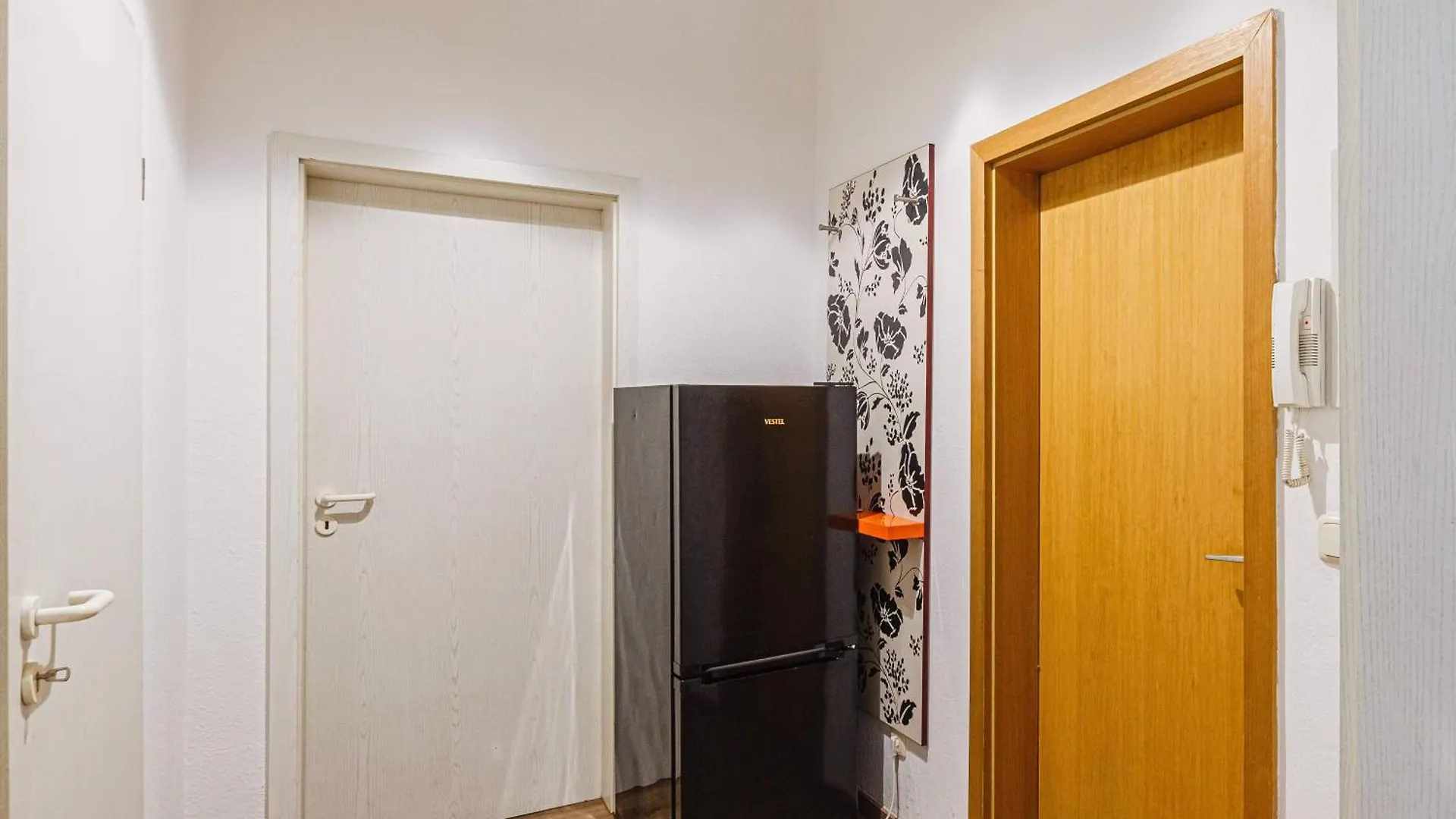Enjoy Your Stay With Dkn Apartments - Mon-Sun - Late Night Check-In - Multilanguage - Near Railway Station - Witamy Serdecznie Leipzig