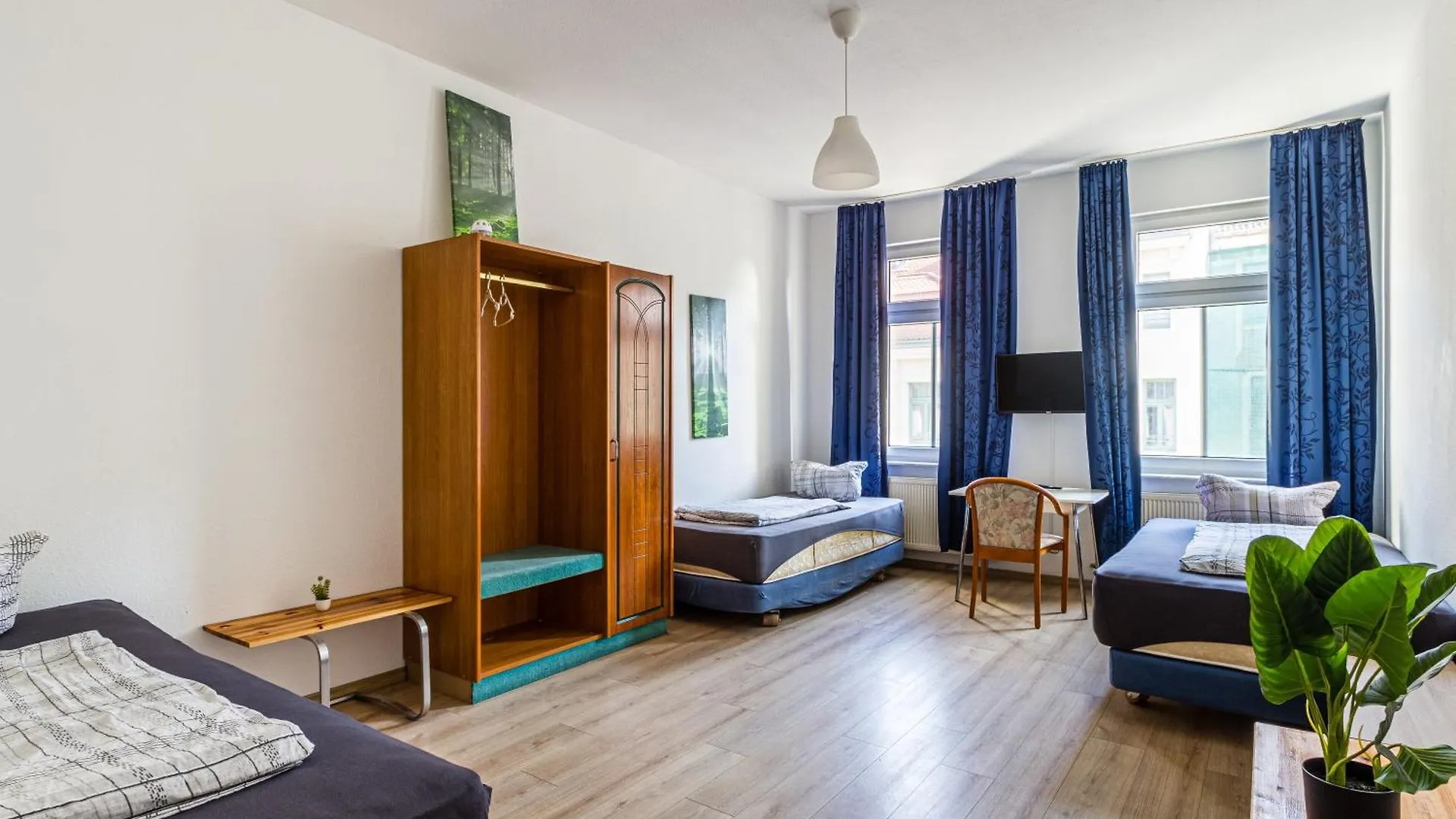 Enjoy Your Stay With Dkn Apartments - Mon-Sun - Late Night Check-In - Multilanguage - Near Railway Station - Witamy Serdecznie Leipzig Germany